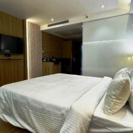 Roopa Elite Hotel Mysore Exterior photo